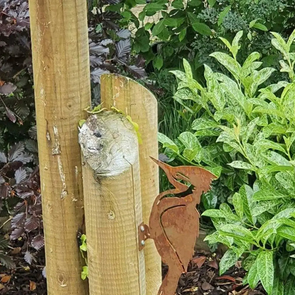 Elegant Garden Bird Rusty Metal Silhouette