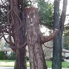 Outdoor Tree Face Statues Old Man Tree Hugger Bark Ghost Face Decoration Funny Yard Art Tree Decor Outdoor Garden Creative Props