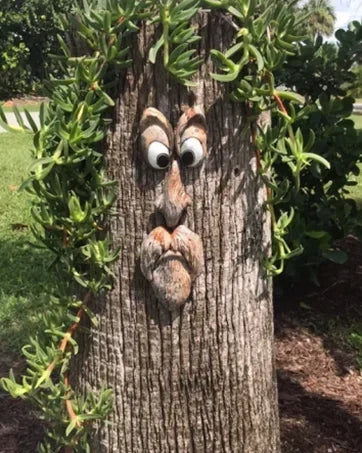 Outdoor Tree Face Statues Old Man Tree Hugger Bark Ghost Face Decoration Funny Yard Art Tree Decor Outdoor Garden Creative Props